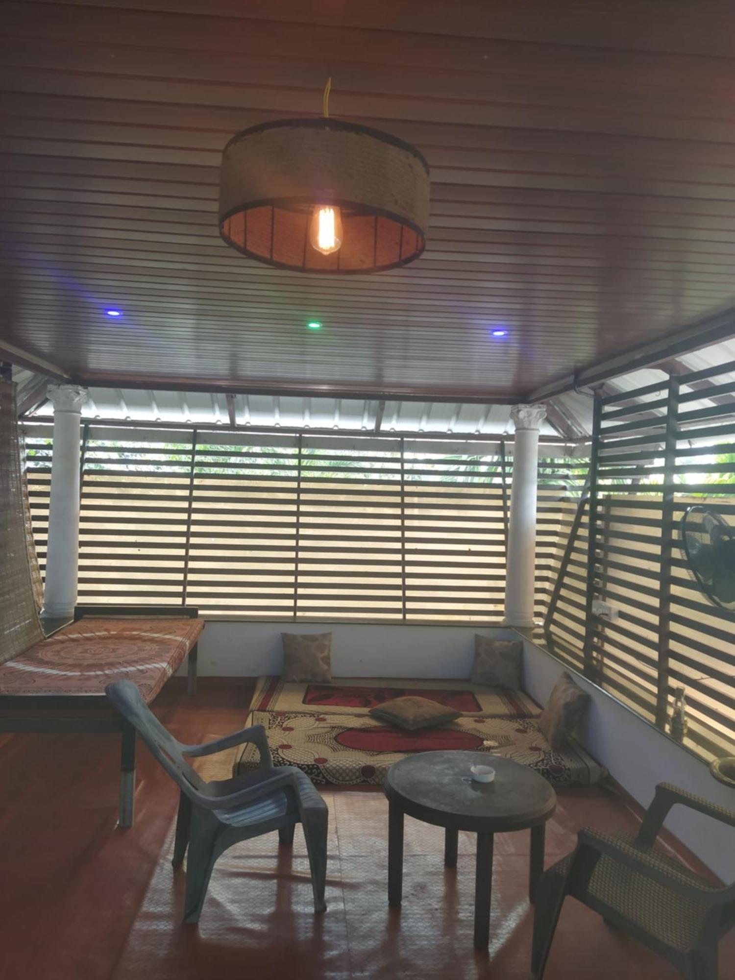 Paradise Inn Guest House Alappuzha Luaran gambar